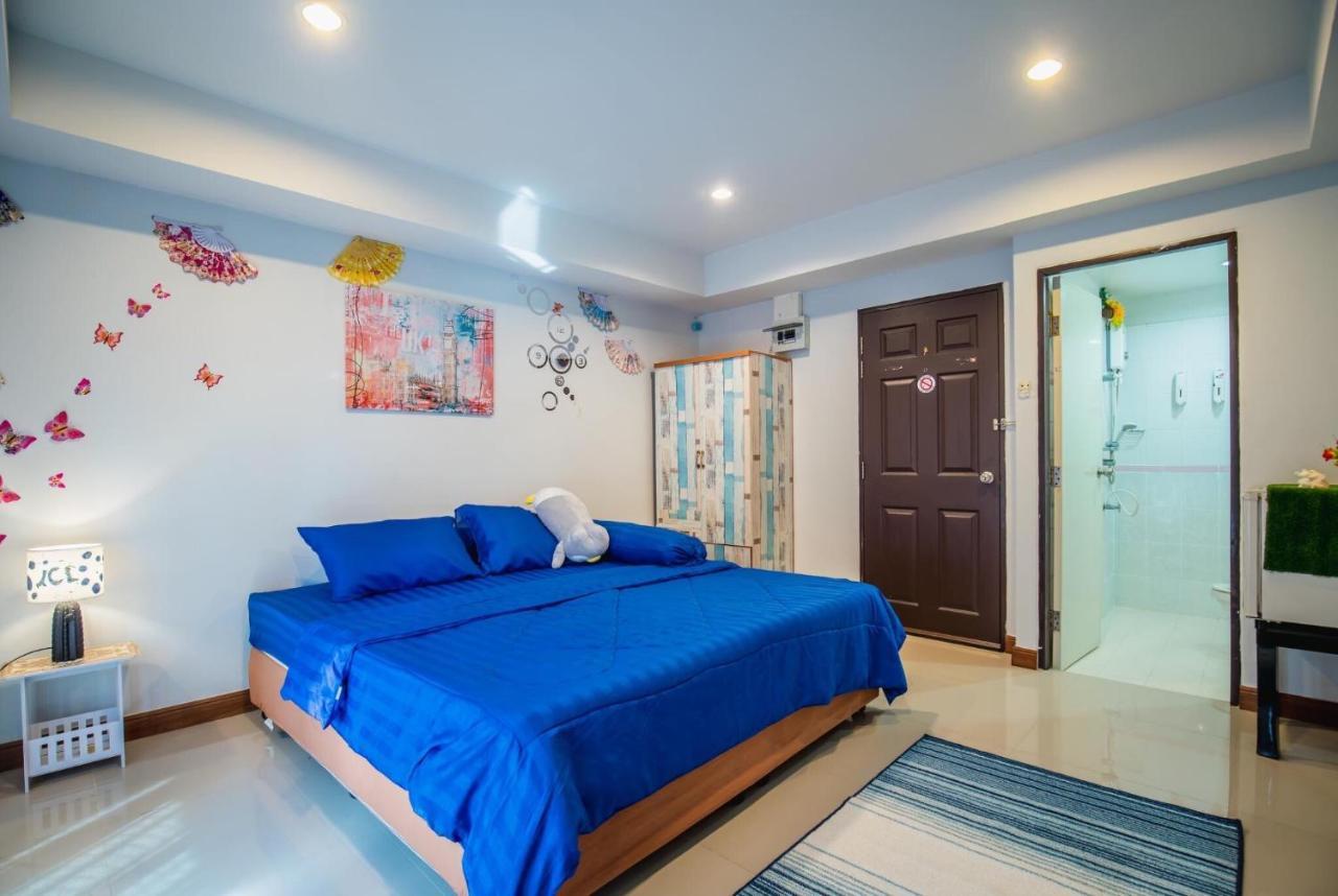 Menulis Coolly House Patong Bed & Breakfast Ngoại thất bức ảnh