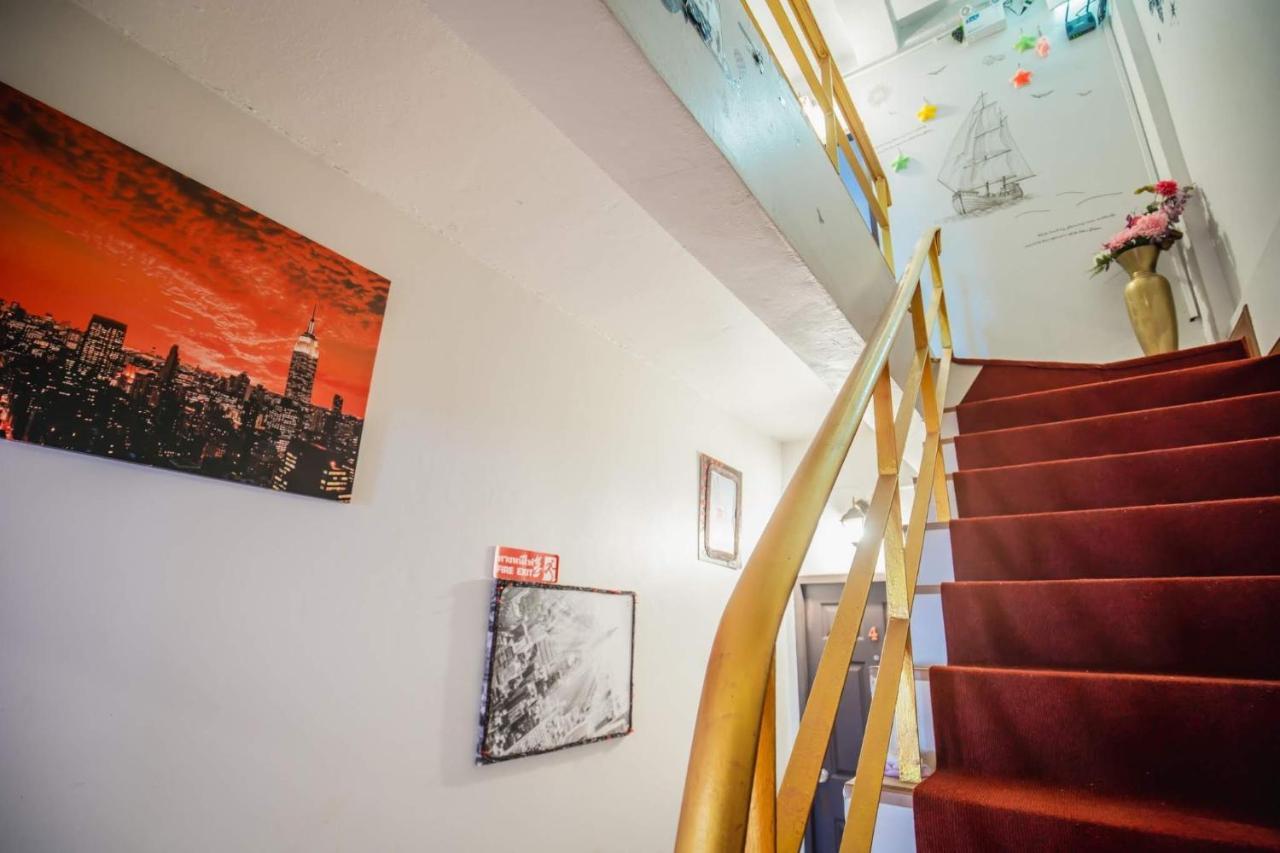 Menulis Coolly House Patong Bed & Breakfast Ngoại thất bức ảnh