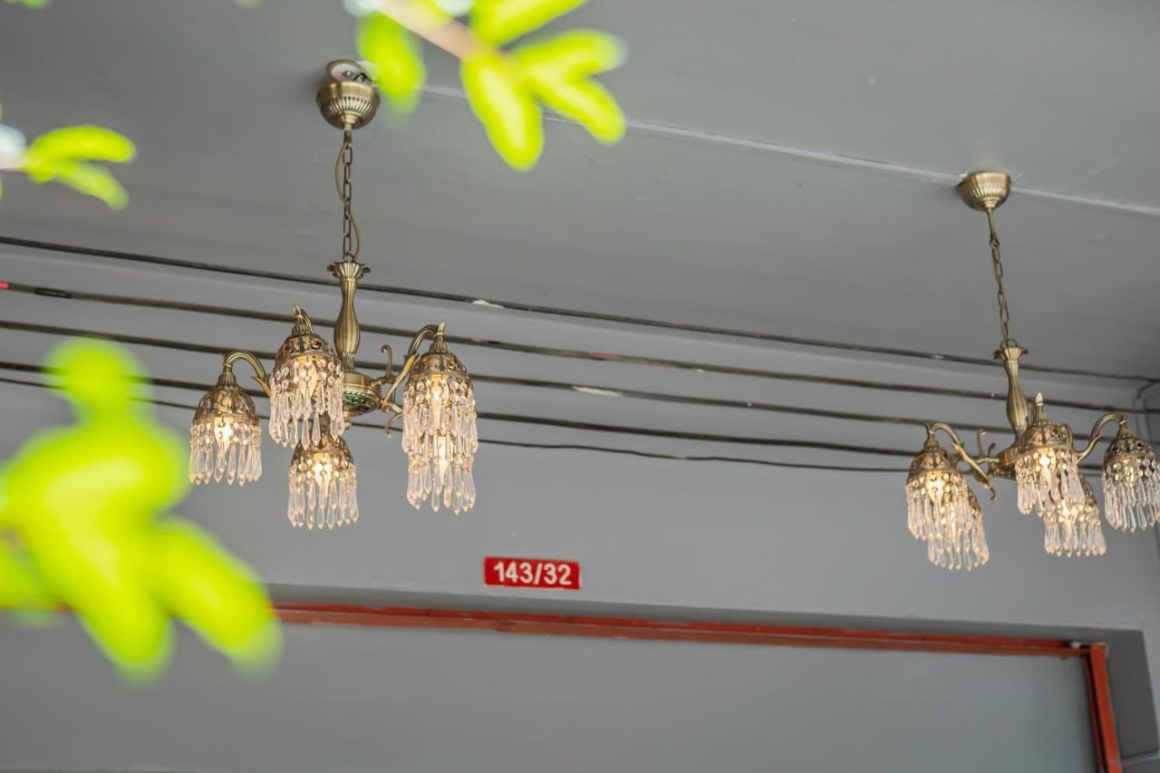 Menulis Coolly House Patong Bed & Breakfast Ngoại thất bức ảnh