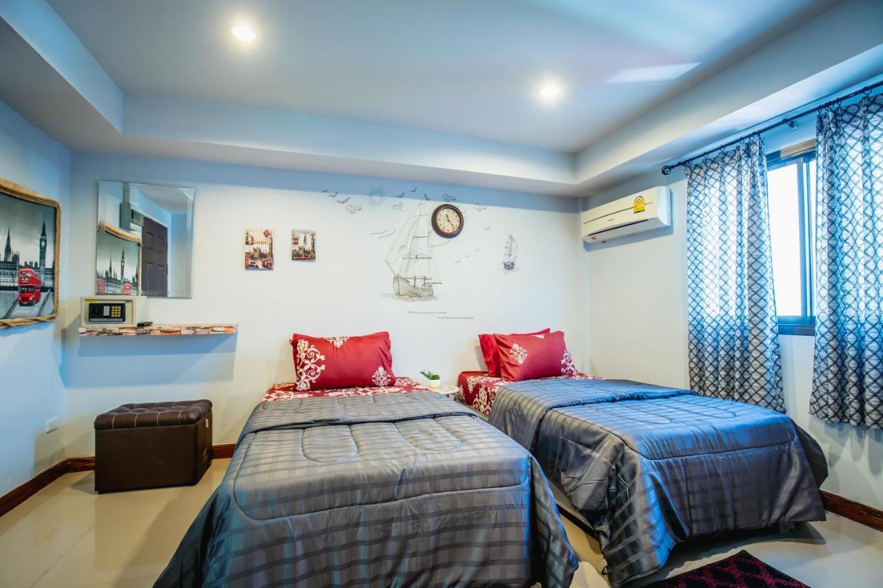 Menulis Coolly House Patong Bed & Breakfast Ngoại thất bức ảnh