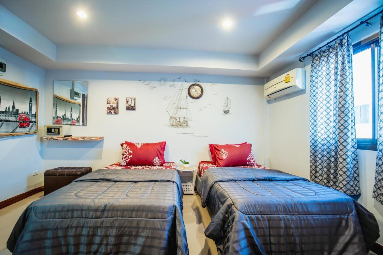 Menulis Coolly House Patong Bed & Breakfast Ngoại thất bức ảnh